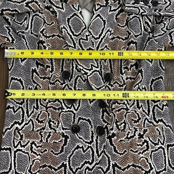 Cabi Knit Blazer Jacket Double Breasted Snake Print Career Size 4 Tan Gray Multi - Picture 13 of 16